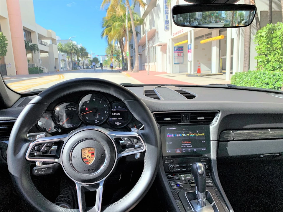 2017 Porsche 991 Carrera - Image 8 of 13