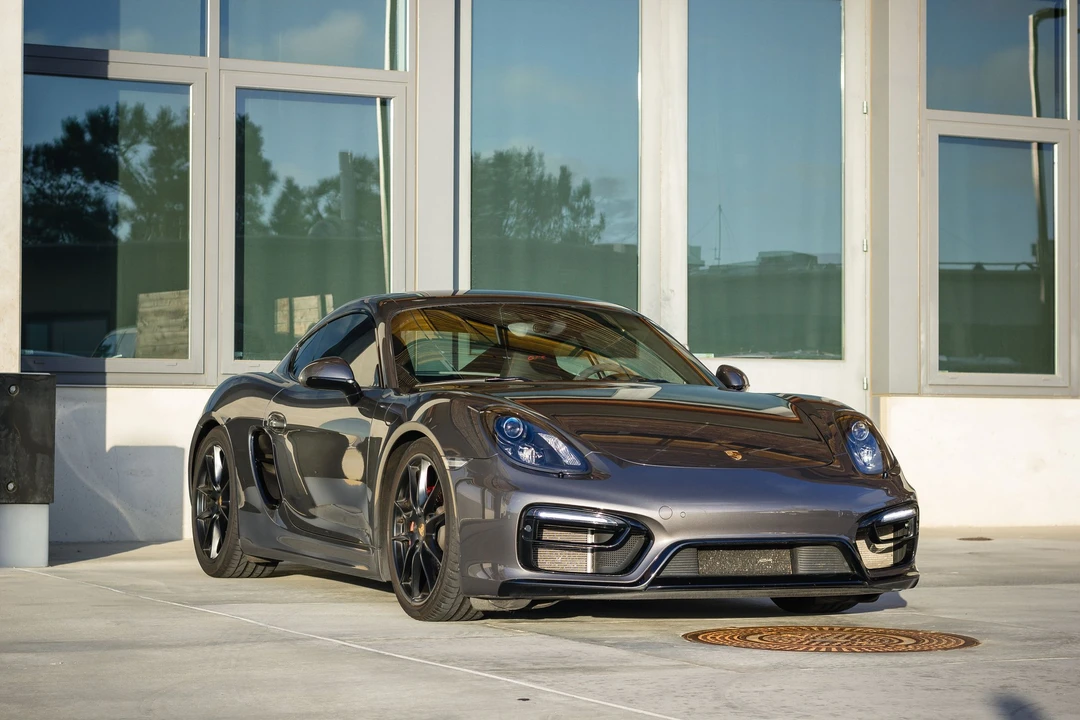 2015 Porsche 981 Cayman GTS - Image 7 of 31