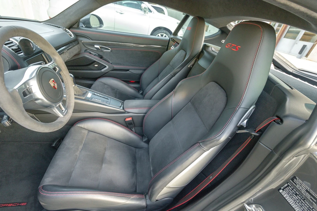 2015 Porsche 981 Cayman GTS - Image 18 of 31