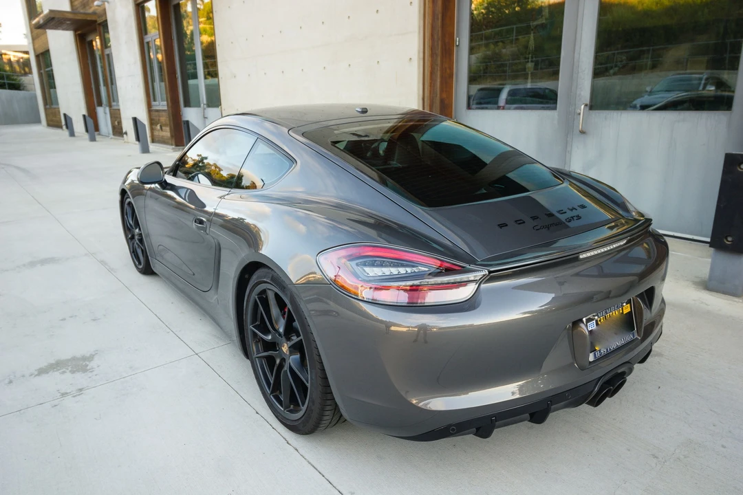 2015 Porsche 981 Cayman GTS - Image 26 of 31