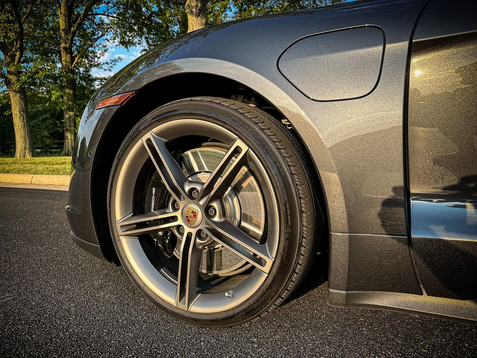2021 Porsche Taycan 4S - Image 4 of 13