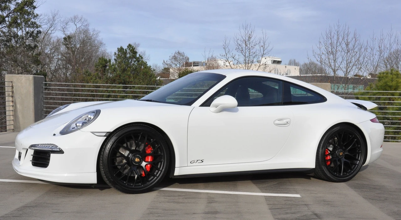 2015 Porsche 991 Carrera GTS - Image 14 of 31