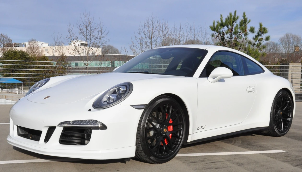 2015 Porsche 991 Carrera GTS - Image 2 of 31