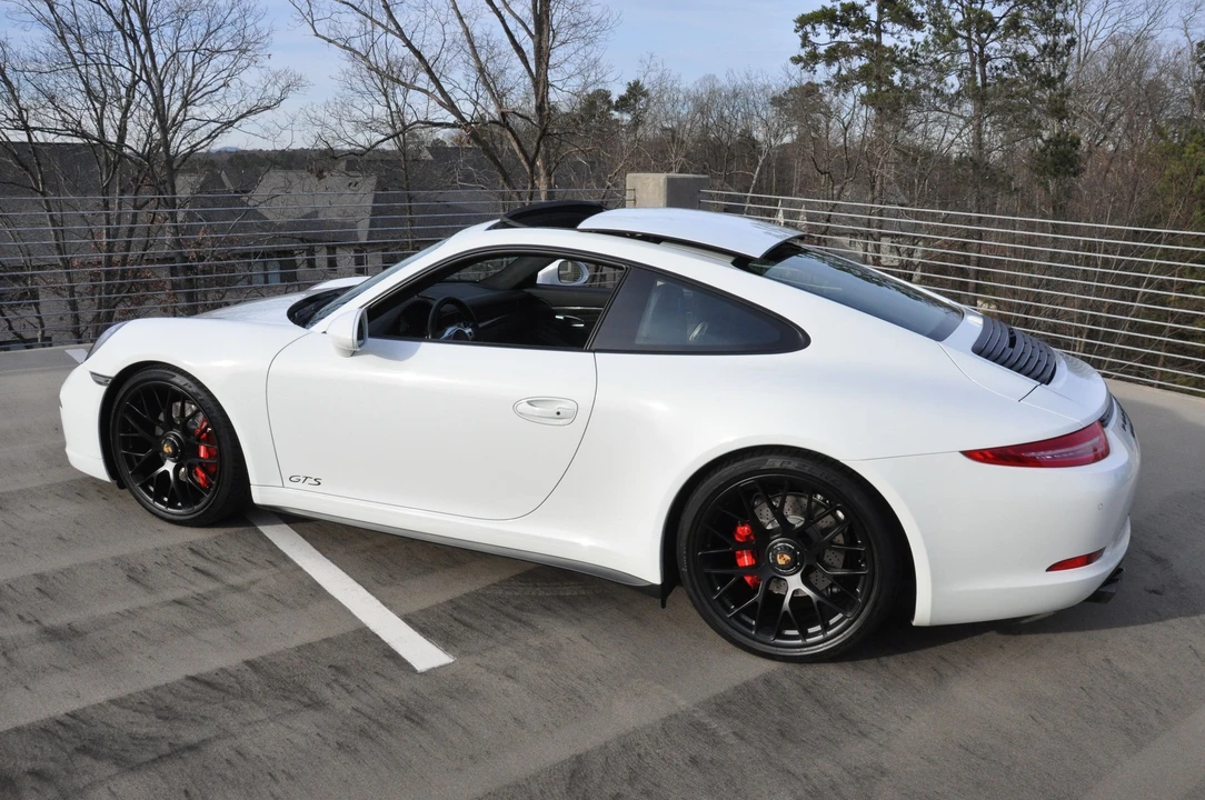 2015 Porsche 991 Carrera GTS - Image 18 of 31