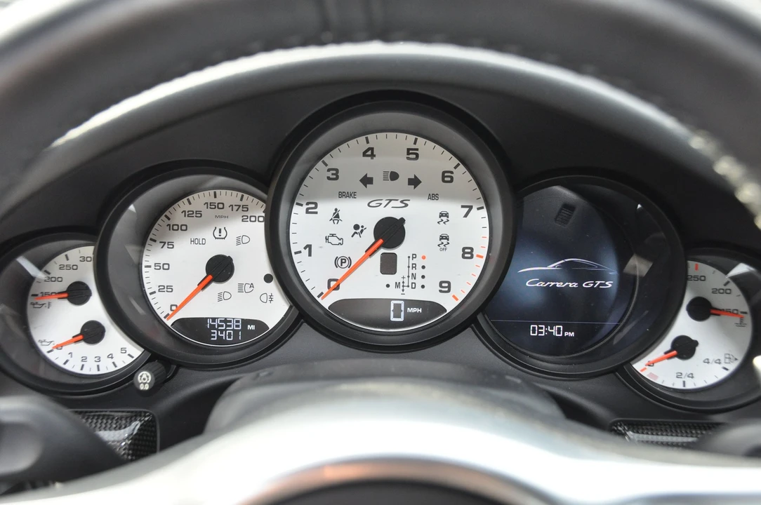 2015 Porsche 991 Carrera GTS - Image 25 of 31