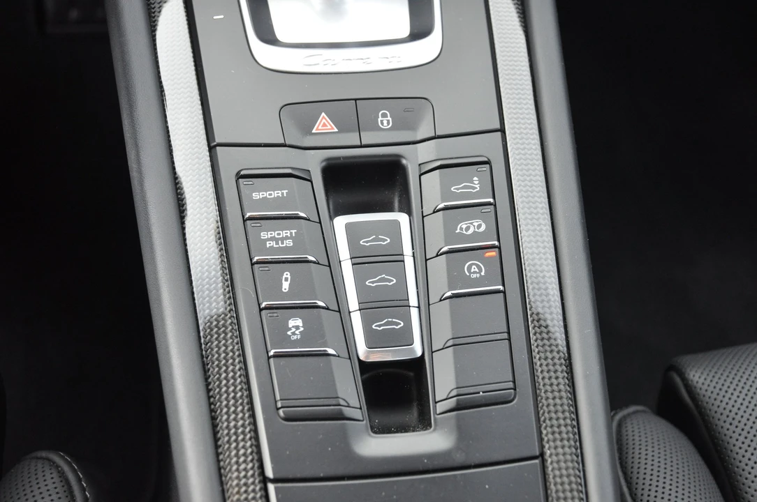 2015 Porsche 991 Carrera GTS - Image 26 of 31