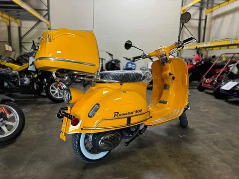 Lambretta - Image 2 of 2
