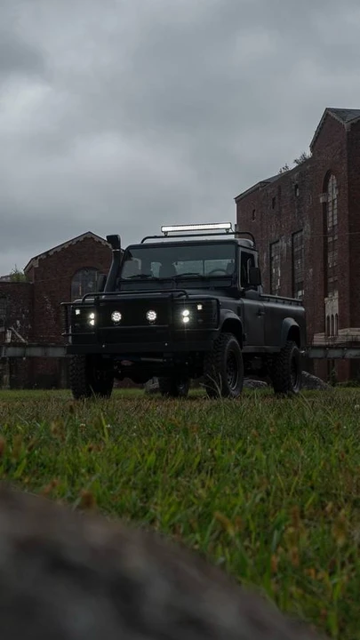 1990 Land Rover Defender 110 - Image 4 of 24
