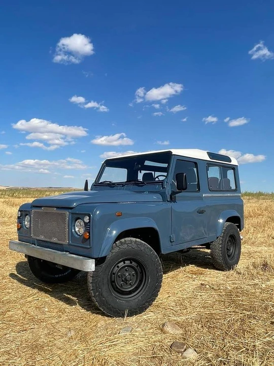 2000 Land Rover Defender 90 - Image 18 of 24