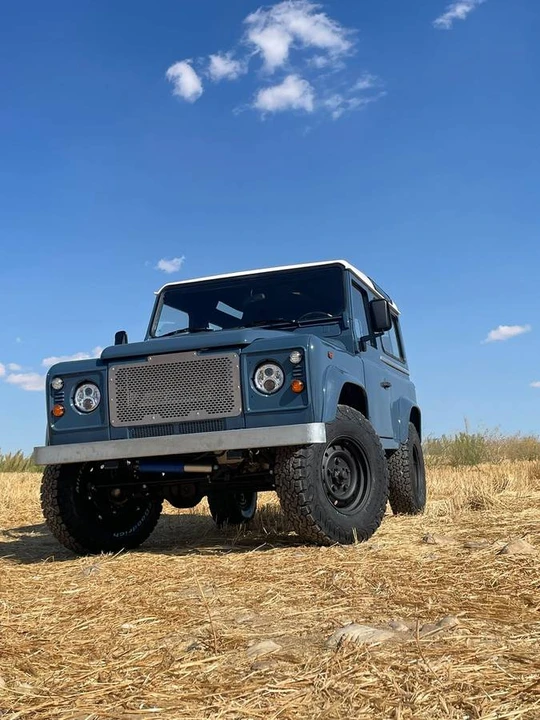 2000 Land Rover Defender 90 - Image 19 of 24