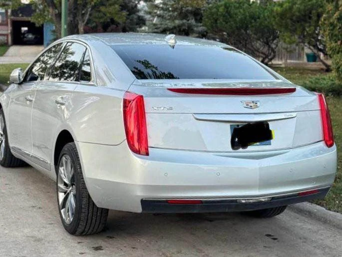 2017 Cadillac - Image 3 of 4