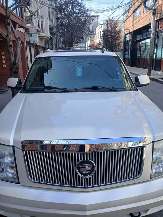 2006 Cadillac Escalade & EXT 2nd Gen - Image 5 of 10