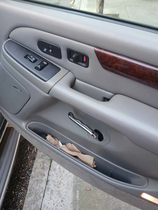 2006 Cadillac Escalade & EXT 2nd Gen - Image 6 of 10