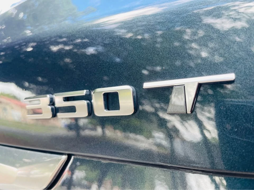 2021 Cadillac XT5 - Image 6 of 10