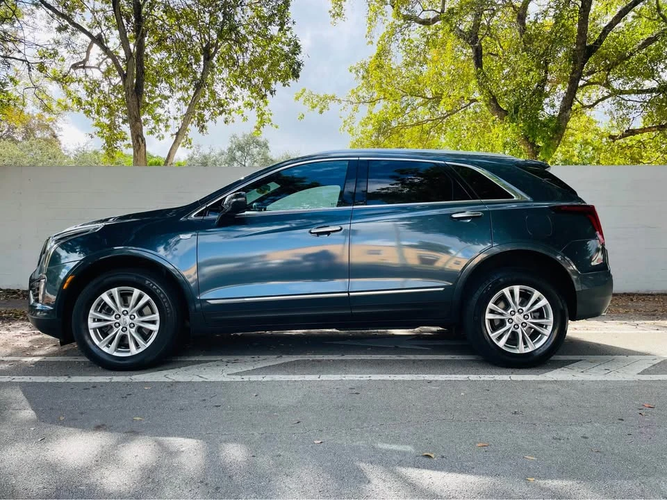 2021 Cadillac XT5 - Image 3 of 10