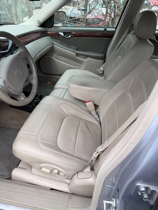 2005 Cadillac DeVille 8th Gen - Image 4 of 7
