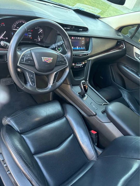 2017 Cadillac XT5 - Image 7 of 9