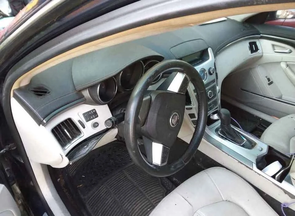 2006 Cadillac DTS - Image 3 of 7