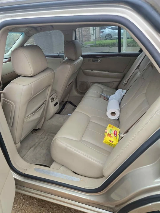 2006 Cadillac DTS - Image 7 of 9