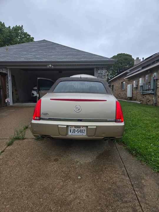 2006 Cadillac DTS - Image 4 of 9