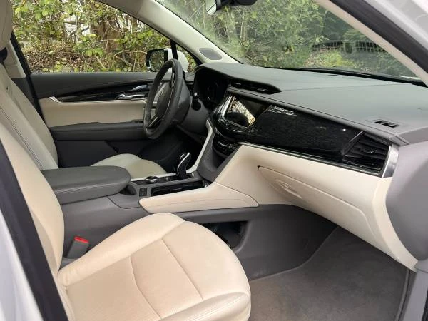 2021 Cadillac XT6 - Image 3 of 10