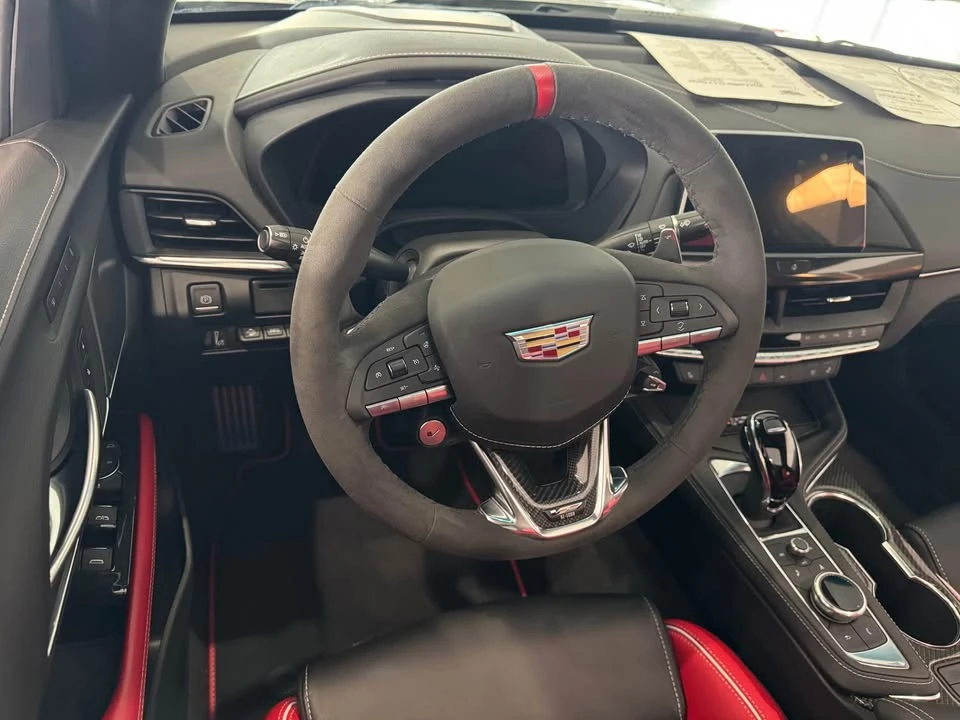 Cadillac CT4-V Blackwing - Image 7 of 9