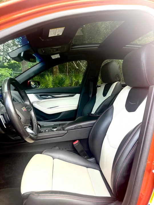 2023 Cadillac CT5 - Image 8 of 8