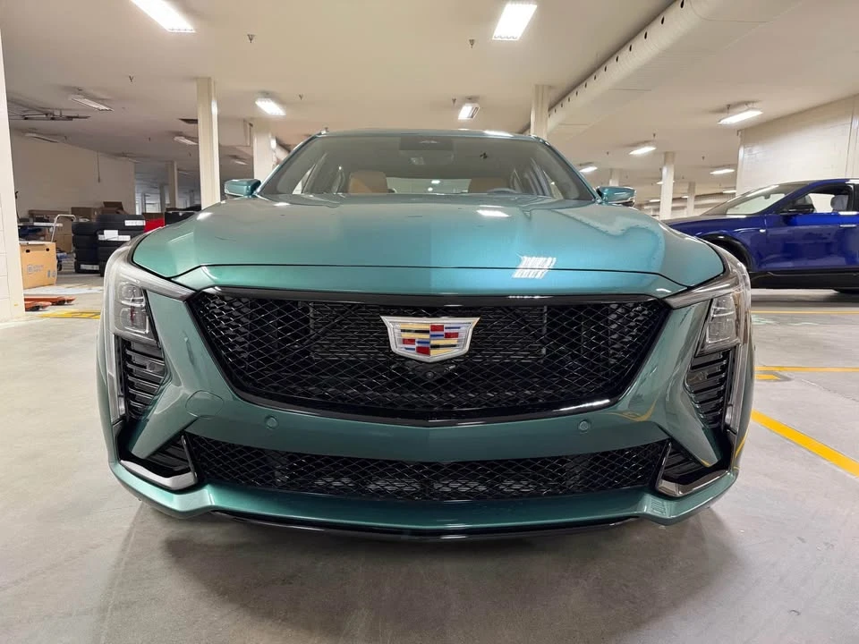 2026 Cadillac CT5-V - Image 2 of 8
