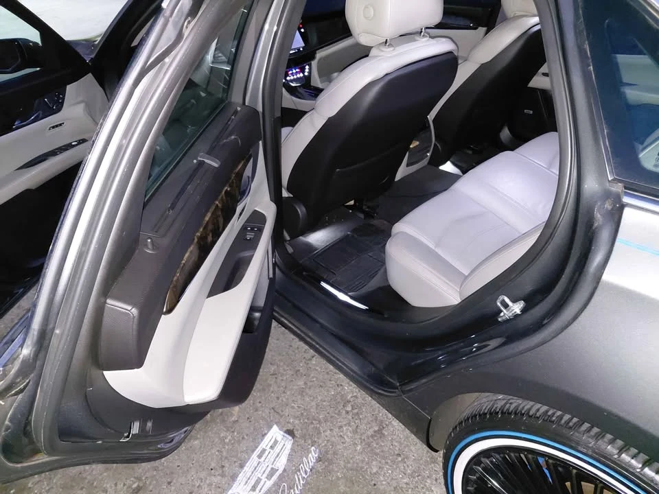 2017 Cadillac CT6 - Image 4 of 9