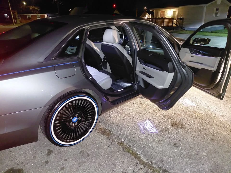 2017 Cadillac CT6 - Image 8 of 9