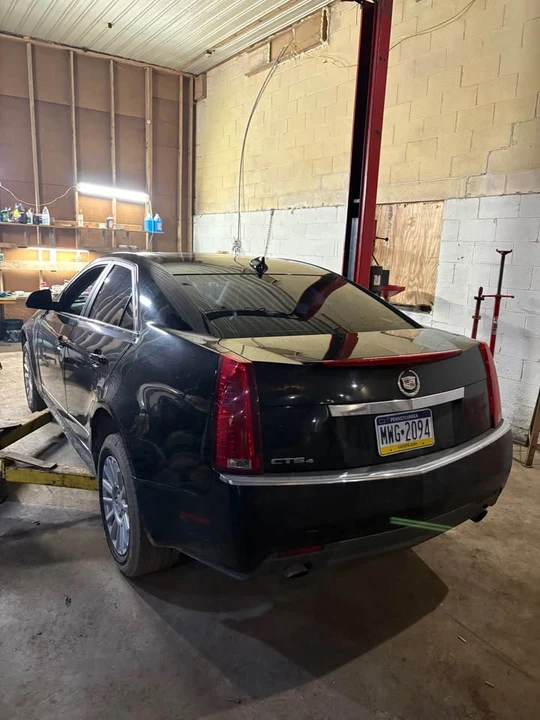 2010 Cadillac CTS 2nd Gen - Image 2 of 5