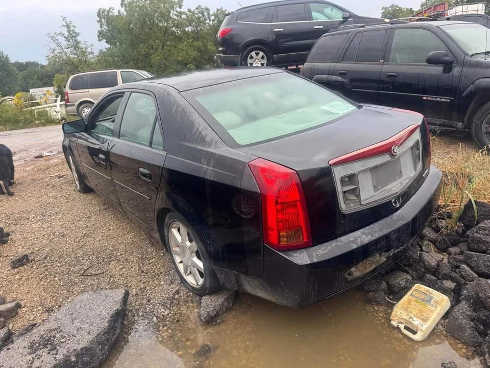 2004 Cadillac CTS 1st Gen - Image 2 of 4