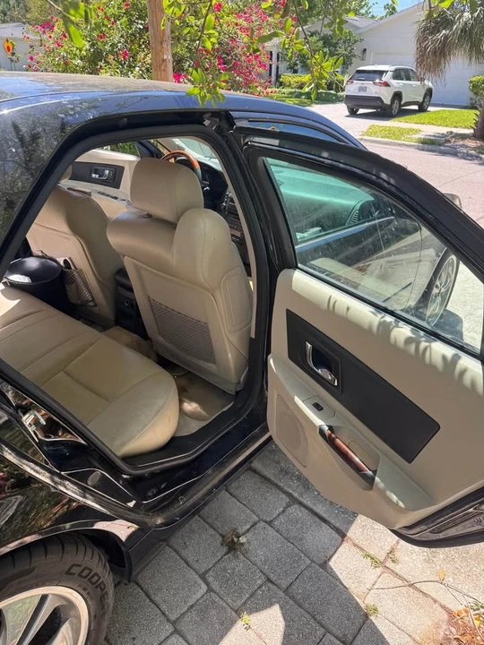 2002 Cadillac CTS - Image 7 of 10