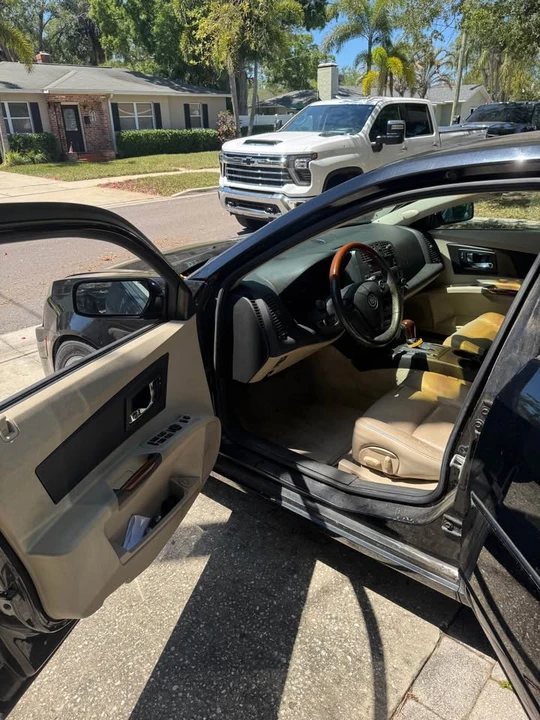 2002 Cadillac CTS - Image 8 of 10