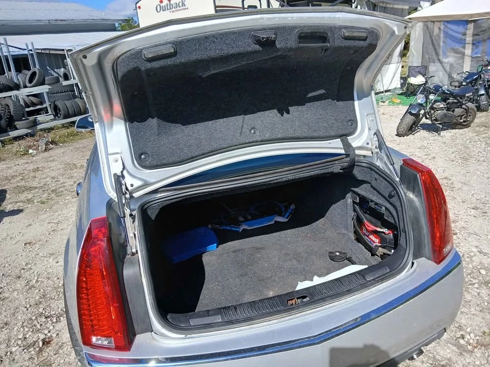 2010 Cadillac CTS 2nd Gen - Image 3 of 8