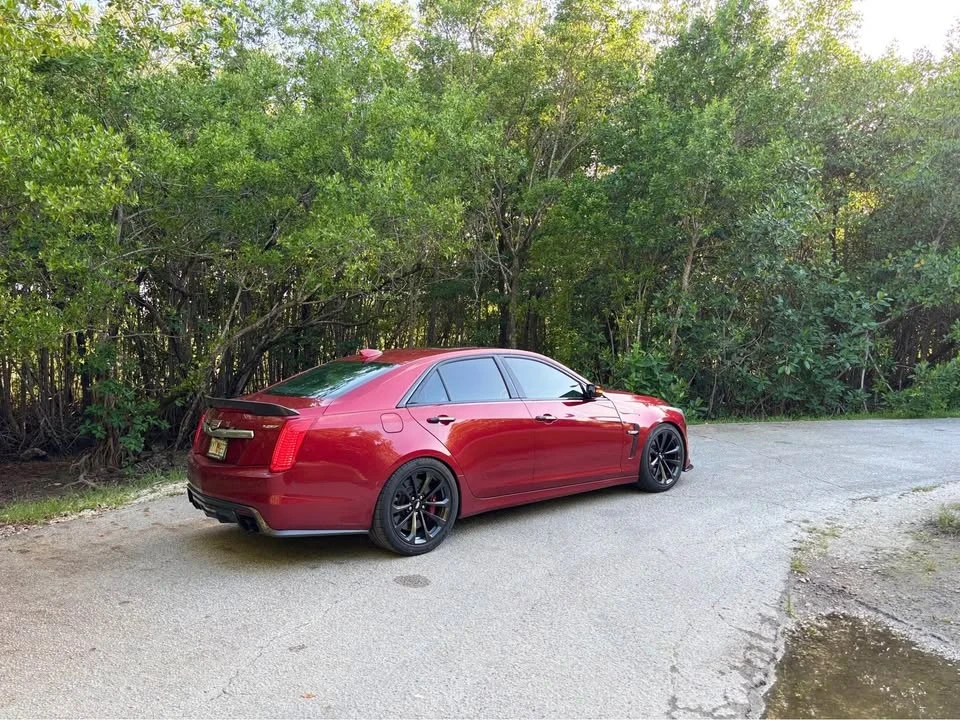 2017 Cadillac CTS-V 3rd Gen - Image 3 of 7
