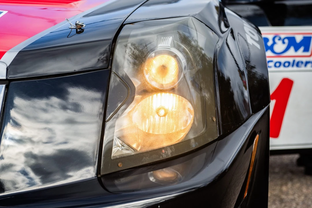 Cadillac CTS-V 1st Gen - Image 13 of 31