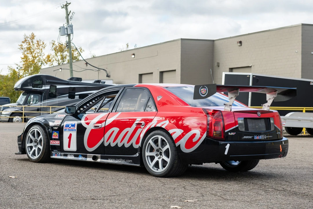Cadillac CTS-V 1st Gen - Image 7 of 31
