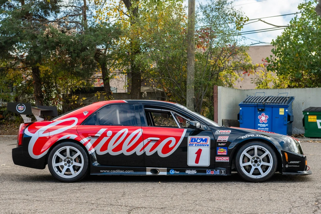 Cadillac CTS-V 1st Gen - Image 4 of 31