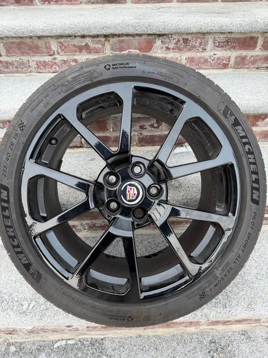Cadillac CTS - Image 3 of 8