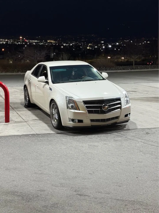 Cadillac CTS - Image 3 of 7
