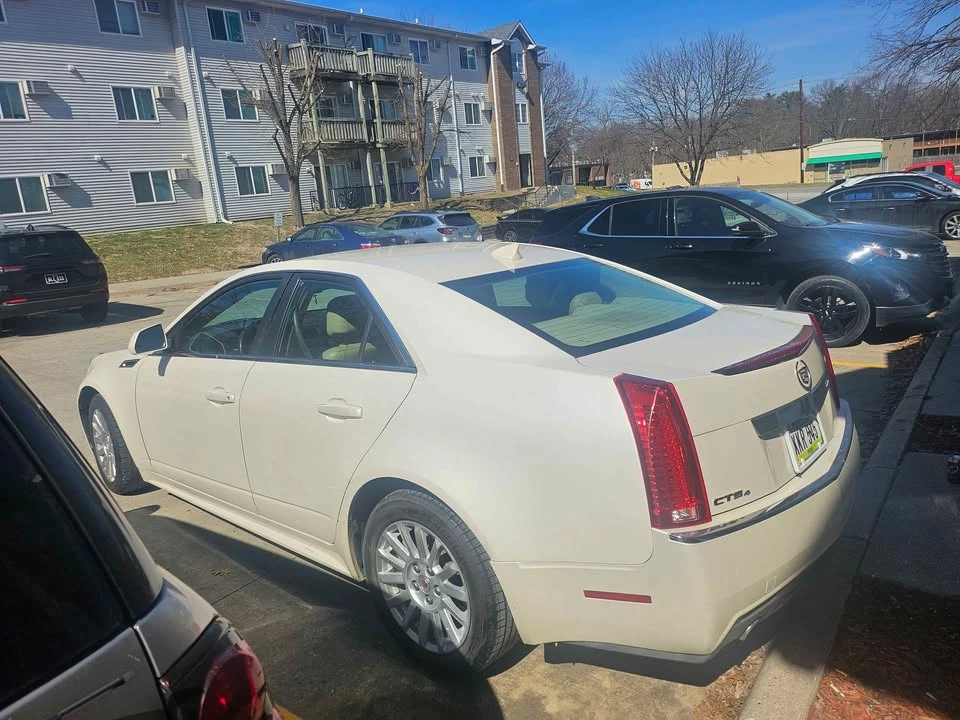 Cadillac CTS 2nd Gen - Image 2 of 9