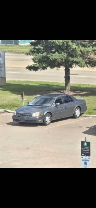 2004 Cadillac DeVille 8th Gen - Image 2 of 10