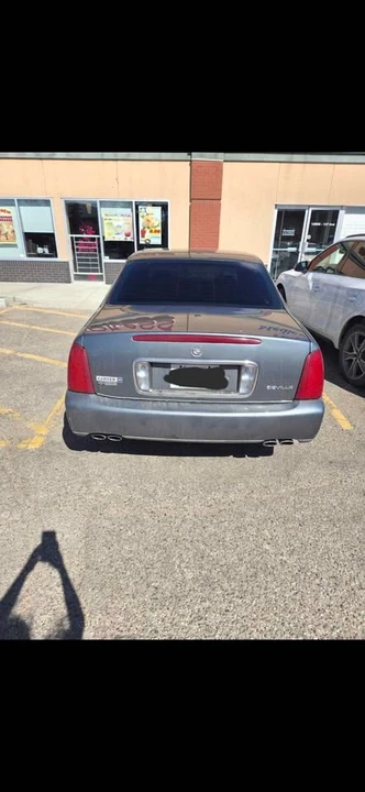 2004 Cadillac DeVille 8th Gen - Image 3 of 10