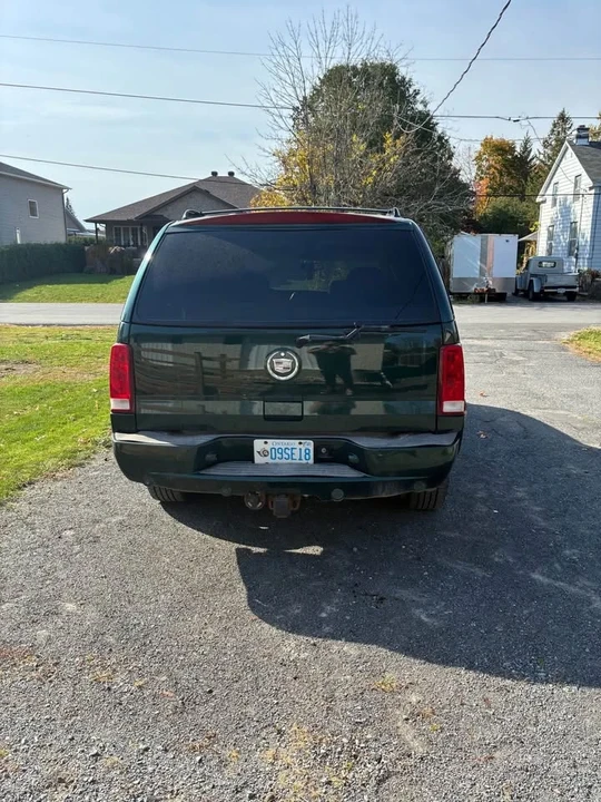 2003 Cadillac Escalade & EXT 2nd Gen - Image 4 of 6