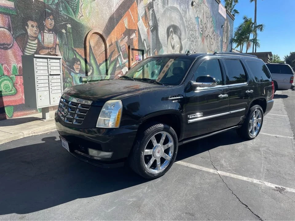 2007 Cadillac Escalade & EXT 3rd Gen - Image 3 of 8