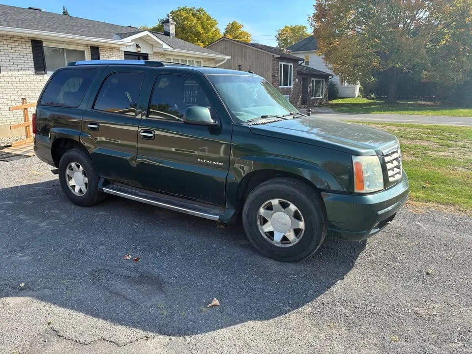 2003 Cadillac Escalade & EXT 2nd Gen - Image 5 of 6