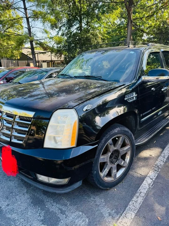 2007 Cadillac Escalade & EXT 3rd Gen - Image 5 of 8