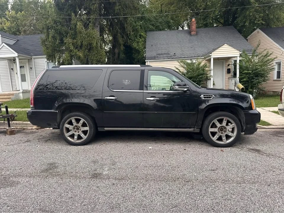 2007 Cadillac Escalade & EXT 3rd Gen - Image 3 of 5