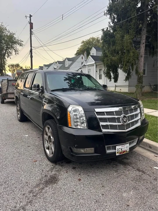 2007 Cadillac Escalade & EXT 3rd Gen - Image 2 of 5